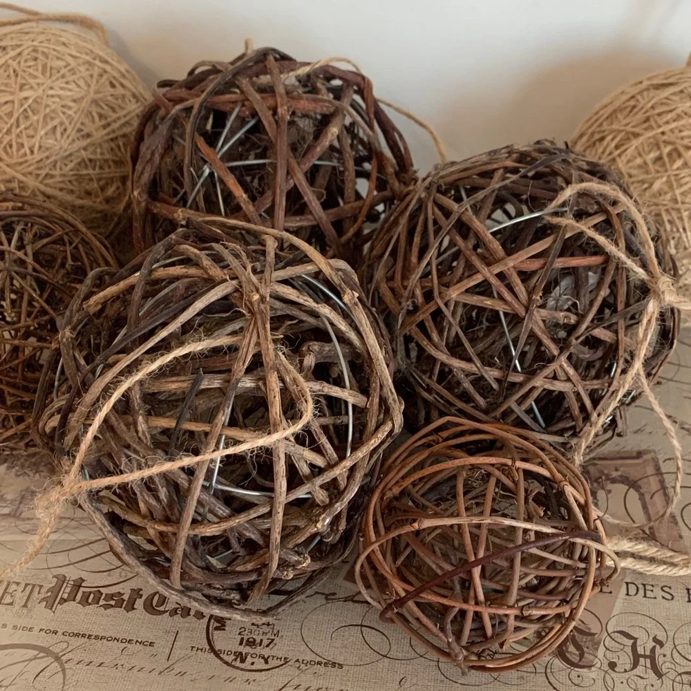 Source Unknown used ornaments be